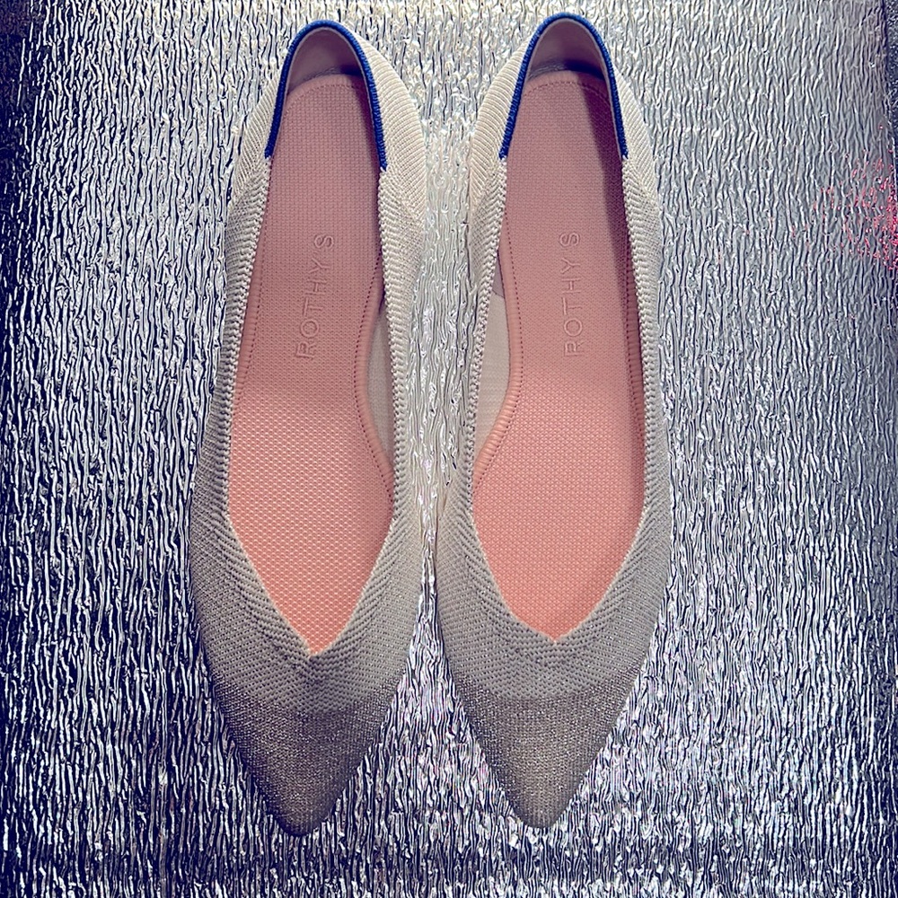 NWOT-Rothy’s “The Point” Diamond Metallic Flats (Size 9.5)
